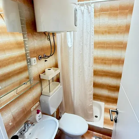 Konukevi Kuba Makarska