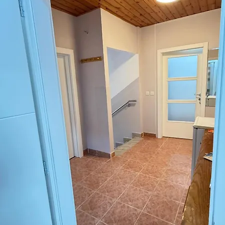 Kuba 3* Makarska